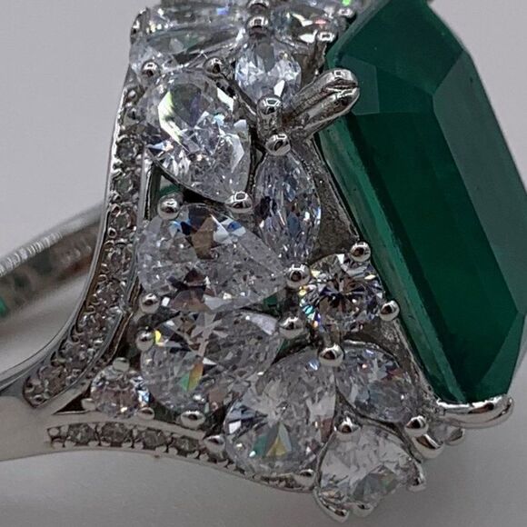 Ring, huge emerald solitaire, sterling 925 silver, filigreed gallery, NWOT, sz 7 - Picture 9 of 16
